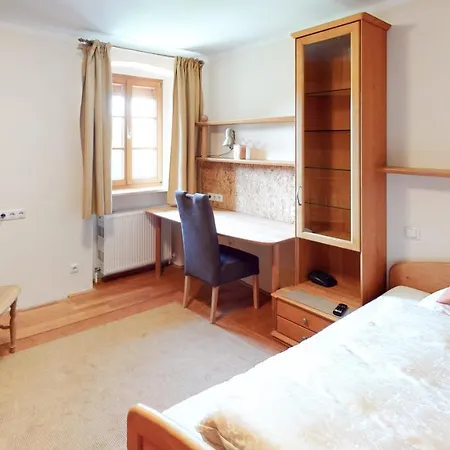 Gasthof Bauernhofpension Herzog Zu Laah Ansfelden