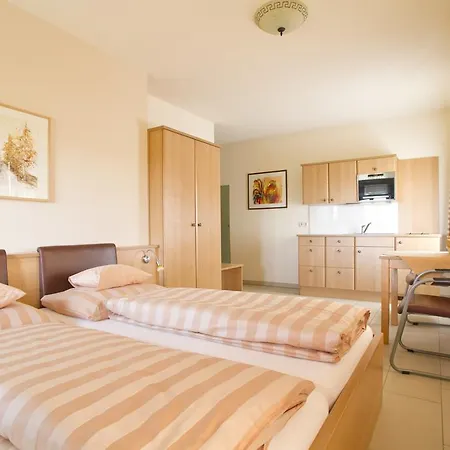 Gasthof Bauernhofpension Herzog Zu Laah 2*